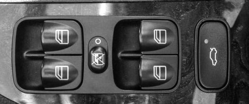 DTLAM4 - Window Buttons MBZ -  21 Graphics (3 sets drivers -3 passenger)