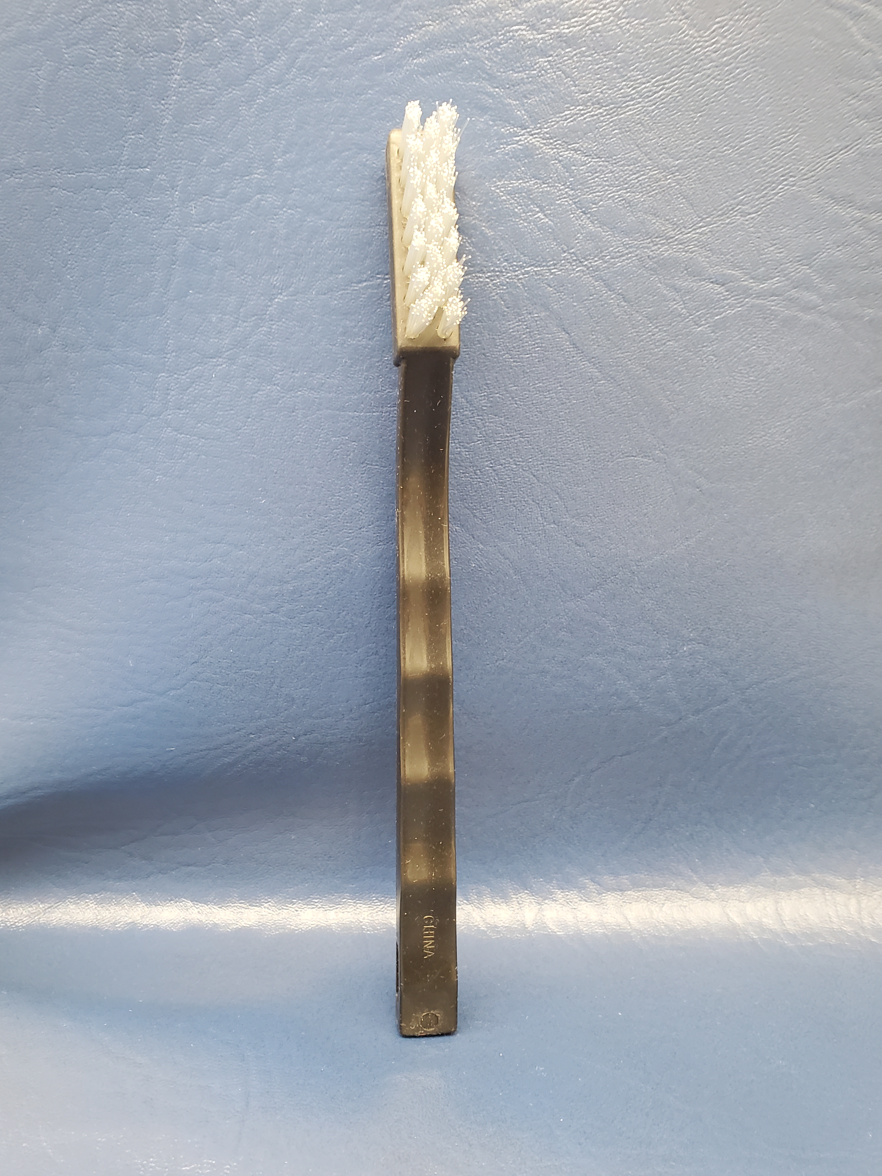 7" Nylon Bristle Brush